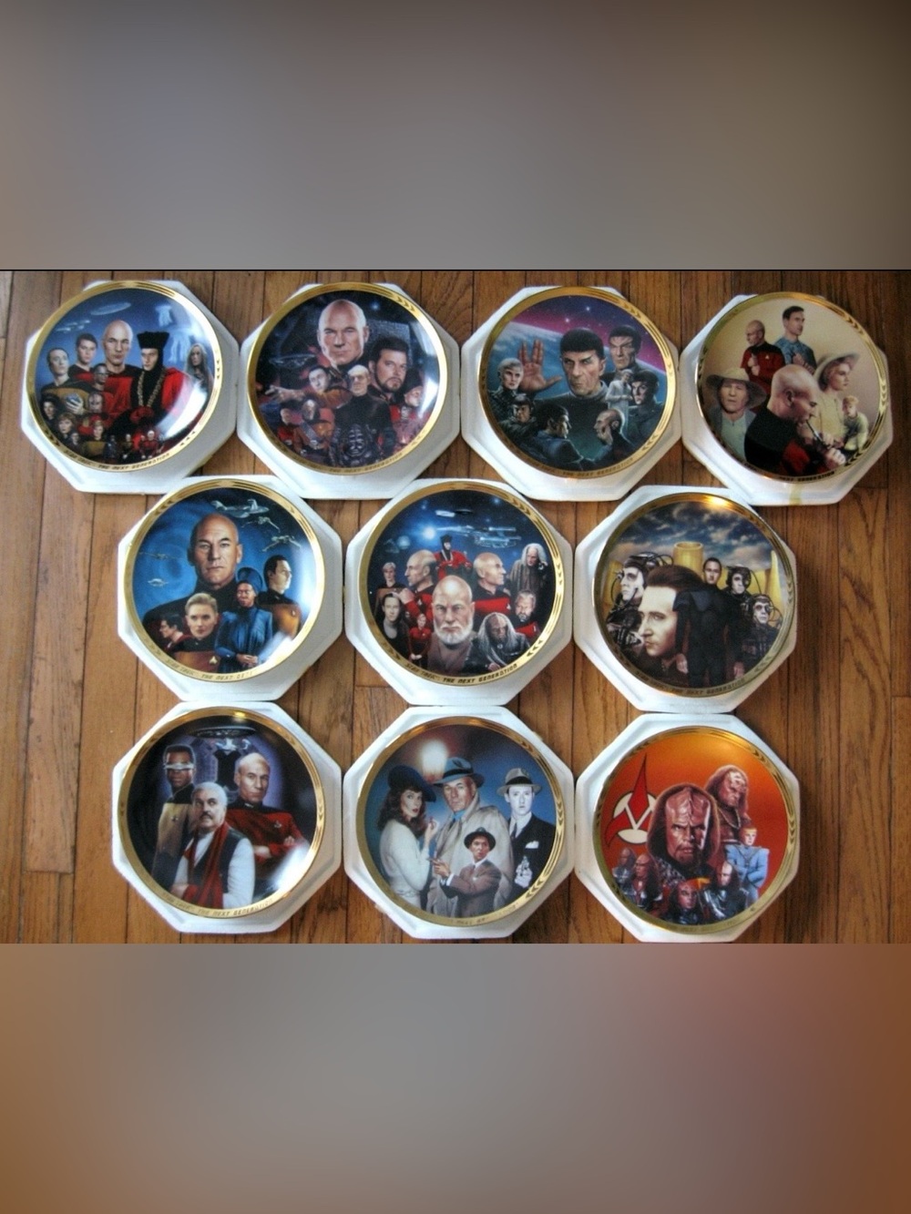 The Hamilton Collection Star Trek: The Next Generation-The Episodes 10 plate lot